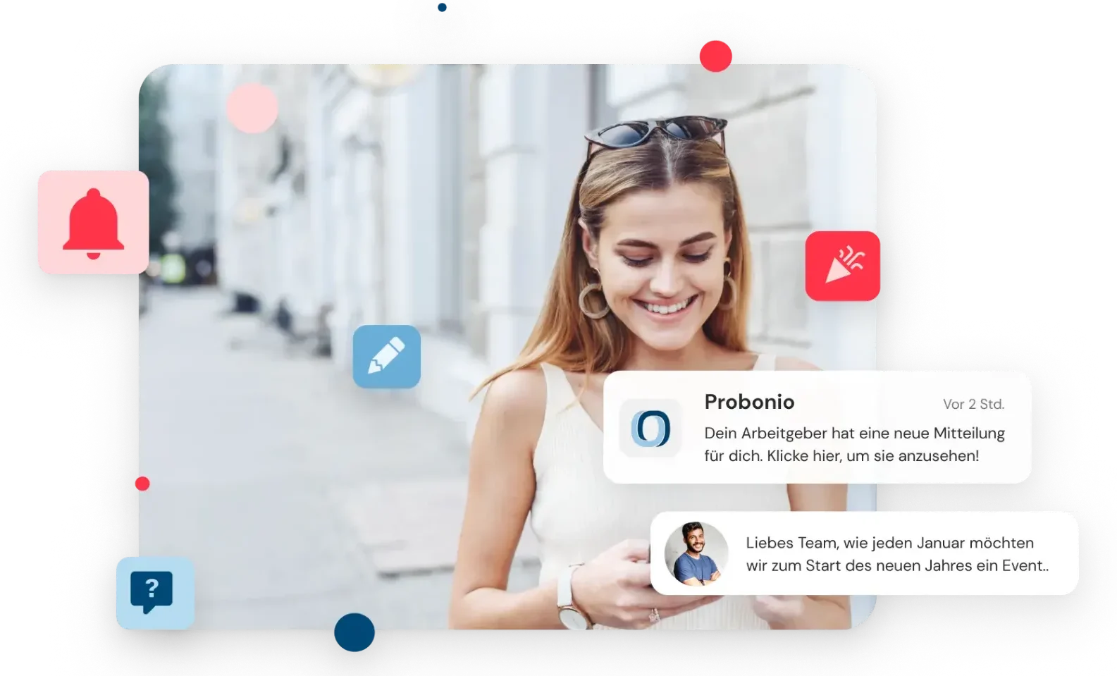 Für eine digitale Mitarbeiterkommunikation Lächelnde Frau schaut sich am Smartphone eine Mitteilung in der Probonio App an